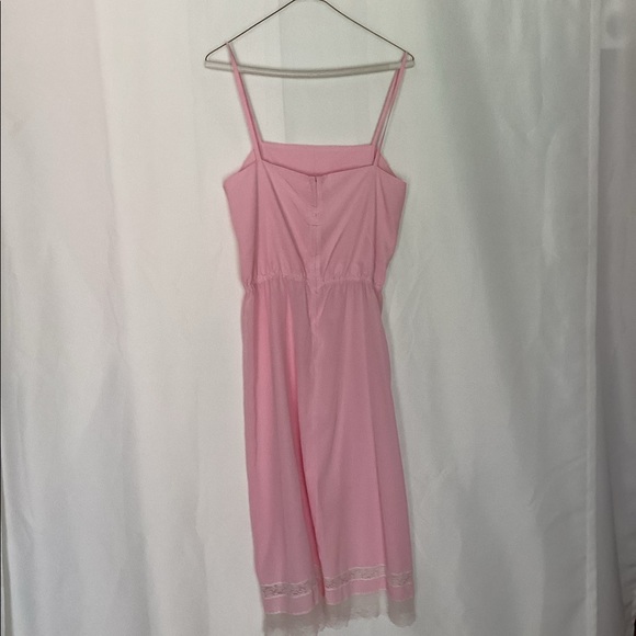 Silk pastel pink lace dress - Picture 5 of 8